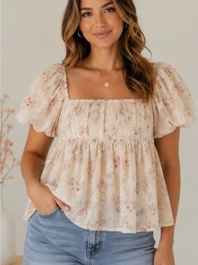 Altar’d State Ivory Pink Floral Embroidered Babydoll Top Puff Sleeve Size Medium